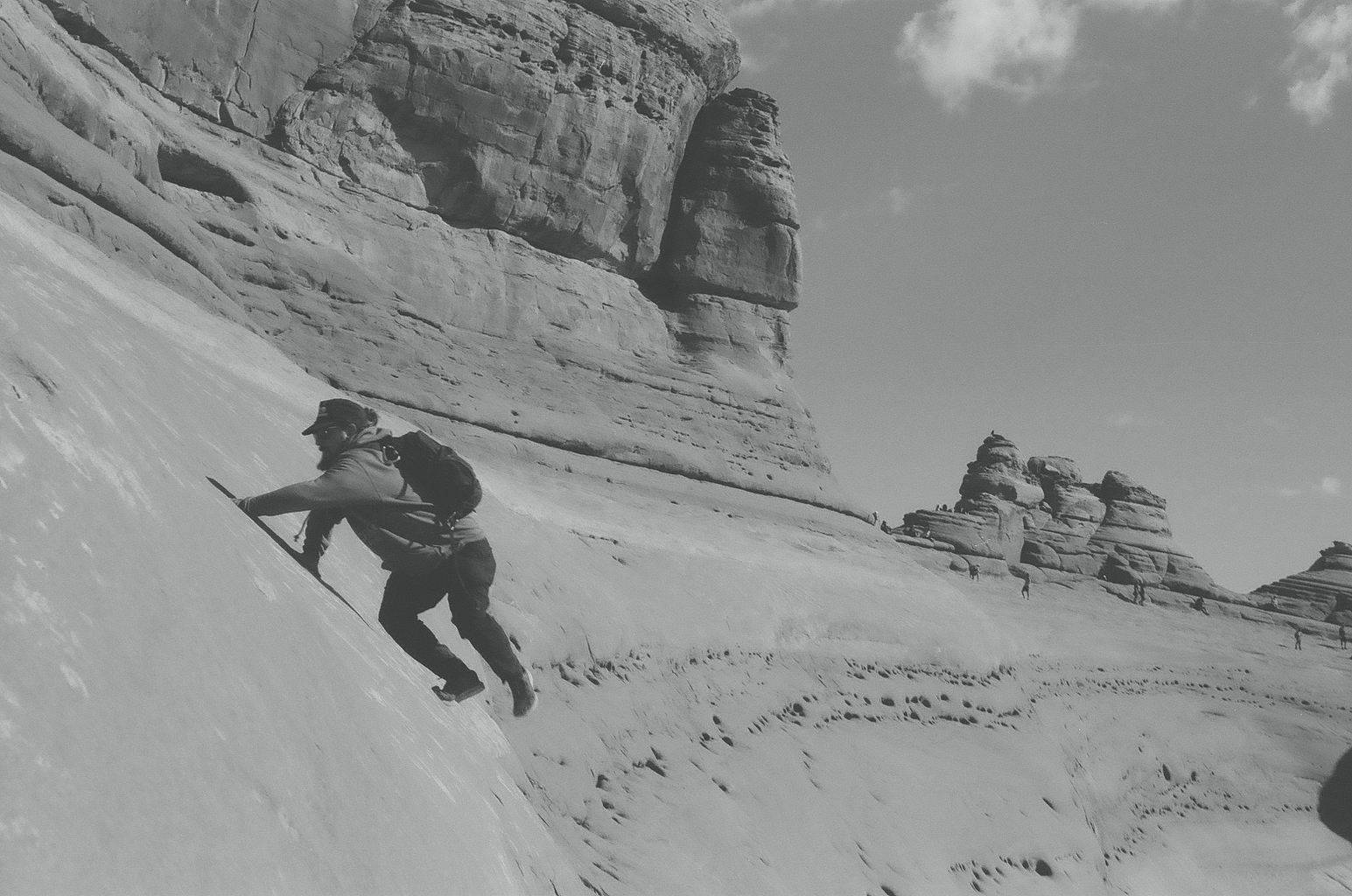 Benjamin Goldsher photographing in the desert